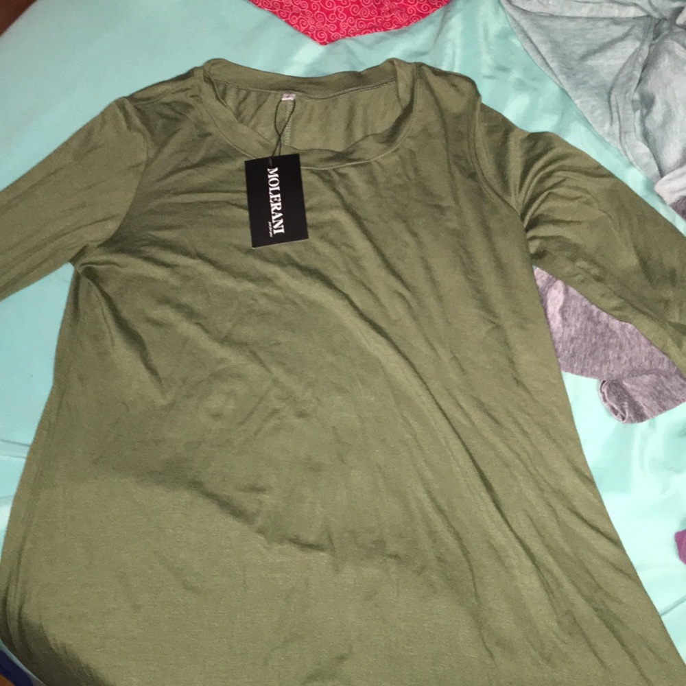 green dress
